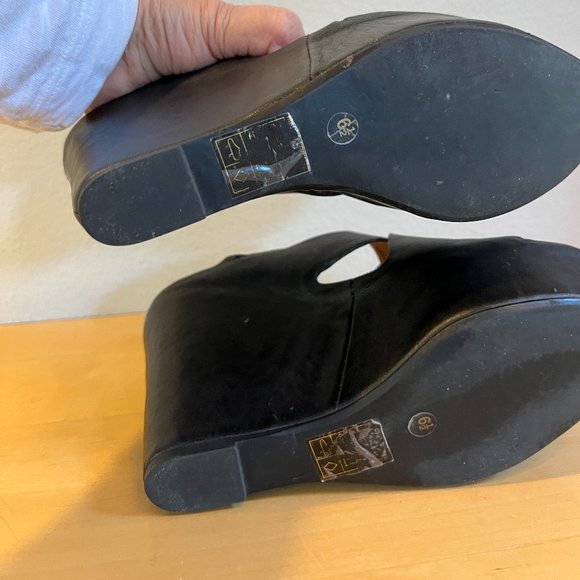 Platform Wedge Sandals - Picture 6 of 15